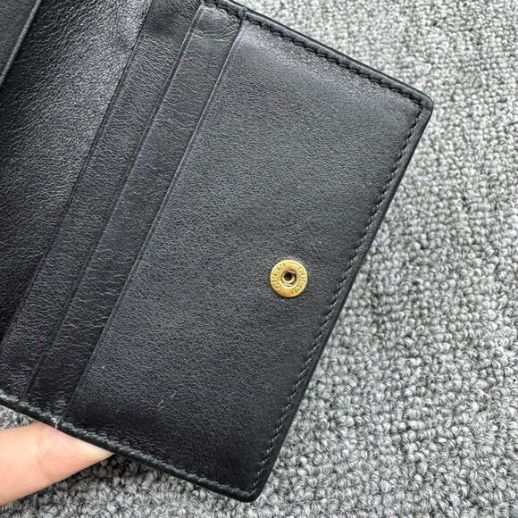 GUCCI GG Marmont Leather Bifold Wallet 235-031425 - Picture 13 of 14